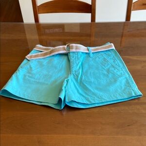 Tommy Hilfiger Aqua Women's Casual Cotton Shorts with Belt. 5 inch inseam. EUC
